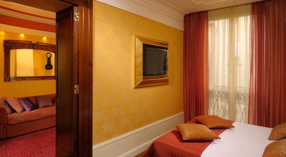 Art Hotel Orologio Image 49